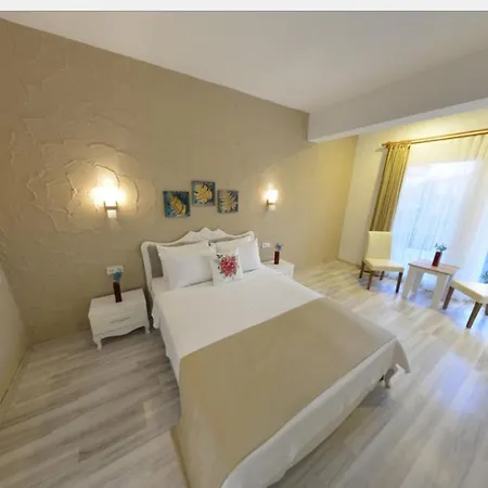 716 Hotel