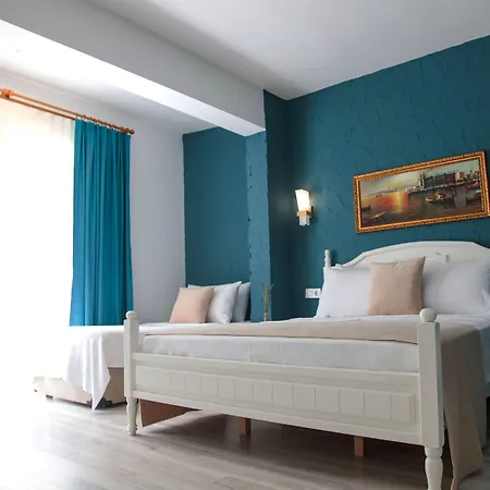 Hotel 716
