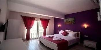 Hotel 716