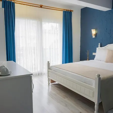 716 Hotel