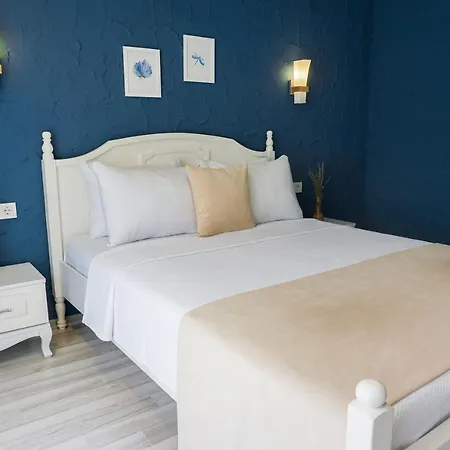 716 Hotel 2*